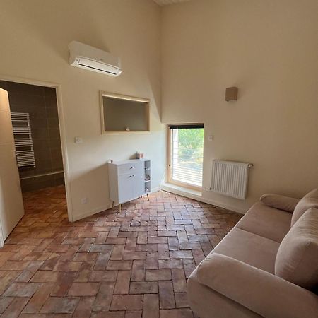 Malataverne La Bergerie Des Amandiers Chambres Et Table D'Hotes المظهر الخارجي الصورة