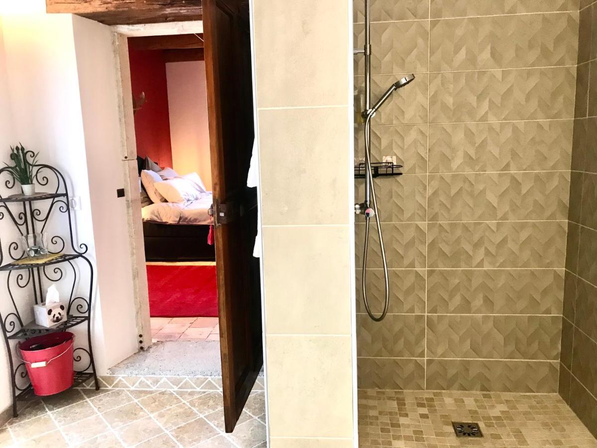 Malataverne La Bergerie Des Amandiers Chambres Et Table D'Hotes المظهر الخارجي الصورة